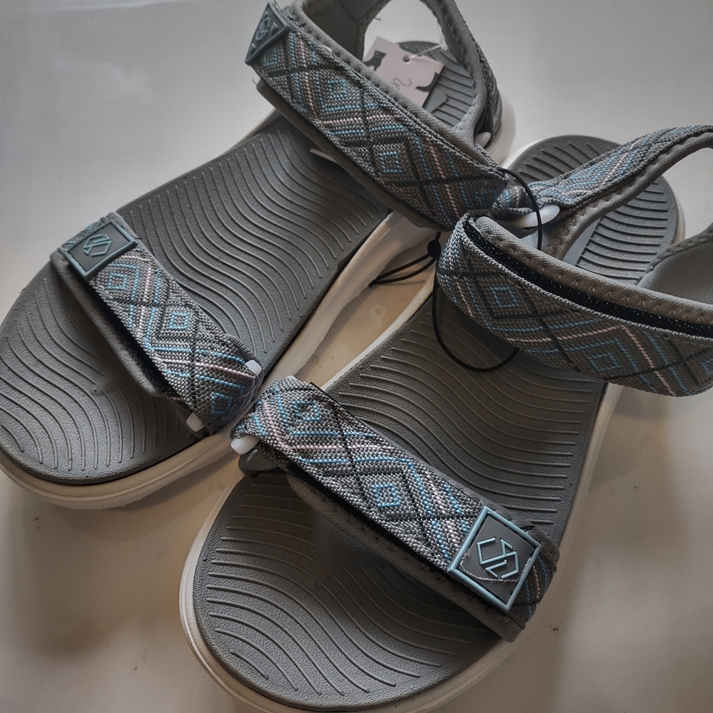 Coasis women's shoes size 7us